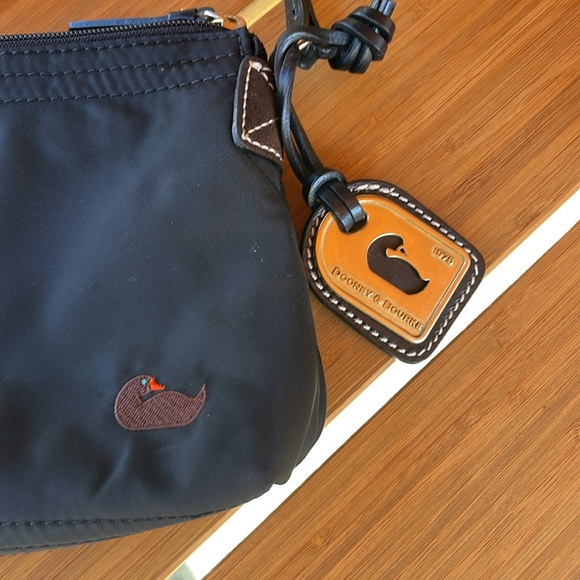 Dooney and Bourke nylon mini crossbody bag with leather strap - Picture 3 of 8